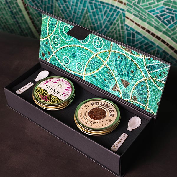 Large Caviar & Chocolate Easter Box (125g x 80g)
